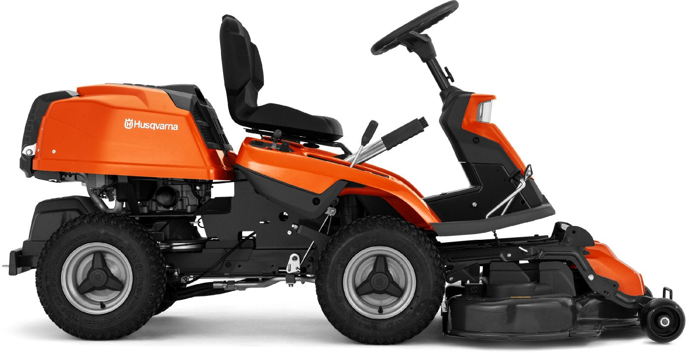 Husqvarna Profi-Frontmäher R 216T AWD Combi 103 Winterpaket mit Schneeschild und Gummileiste - Modell 2025