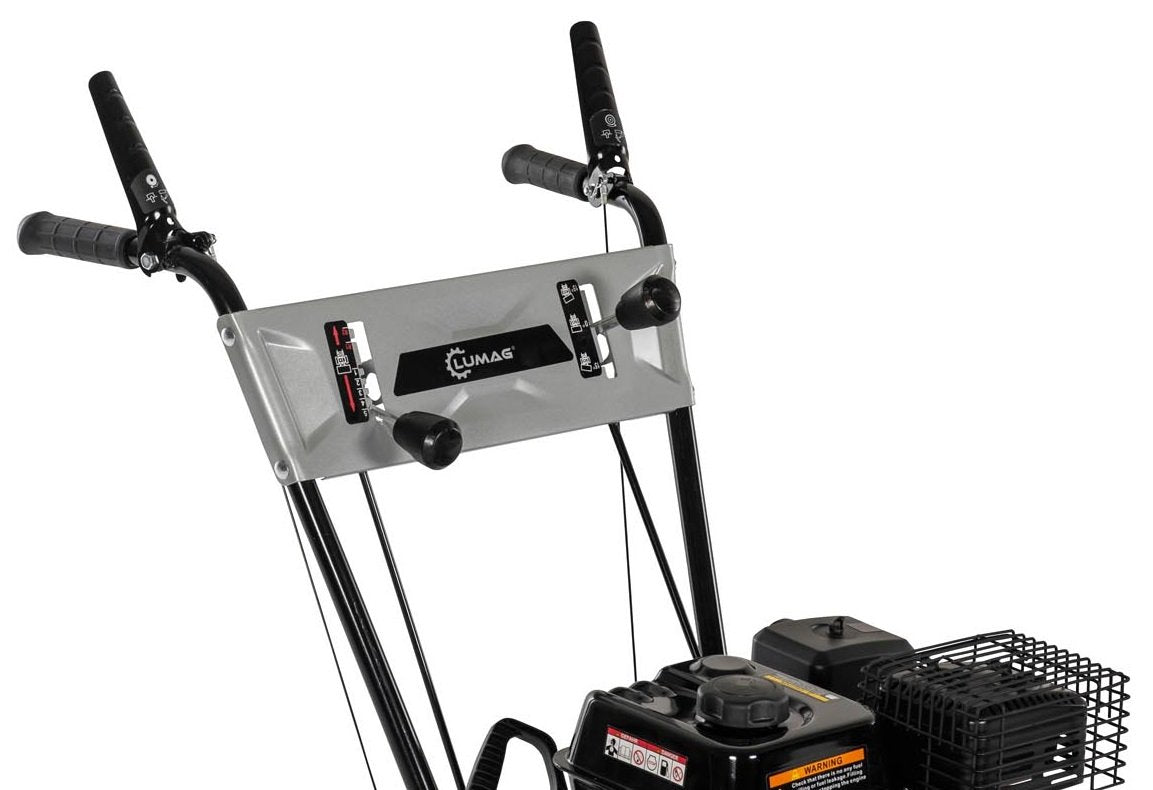 Lumag Schmutz- und Schneekehrmaschine KM 800 SET inkl. Schneeschild und Kehrgutbehälter - Modell 2025