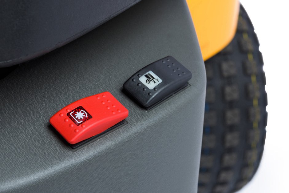 Stiga Frontmäher Park 300 - Grundgerät ohne Mähwerk - Modell 2025