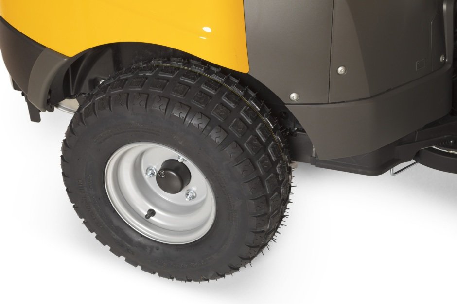 Stiga Frontmäher Park Pro 900 AWX - Grundgerät ohne Mähwerk - Modell 2025