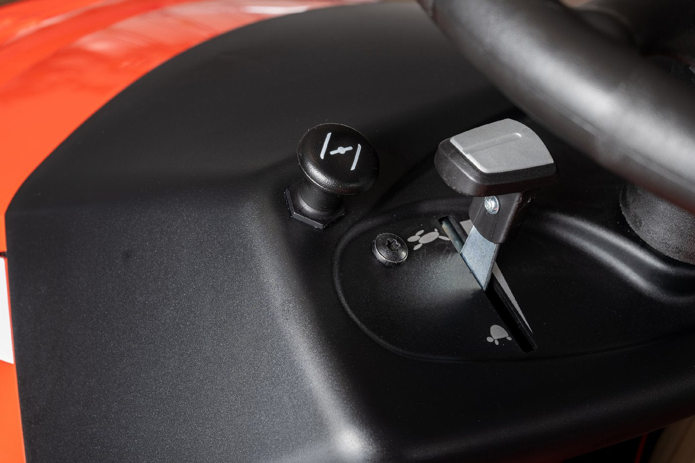 Sabo Rasentraktor 110-S inkl. Mulchkeil - Modell 2025