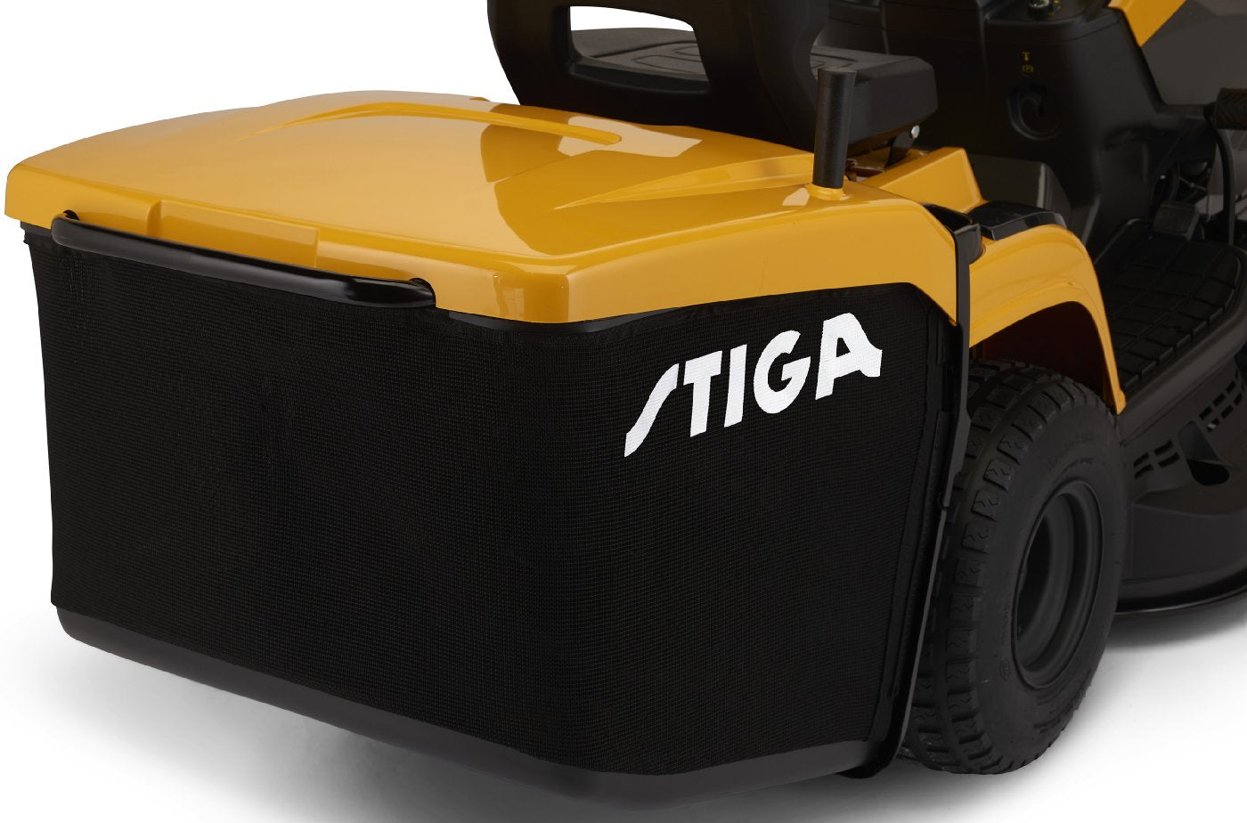 Stiga Rasentraktor Estate 598 W Special HONDA - Winterpaket mit Schneeschild und Schneeketten