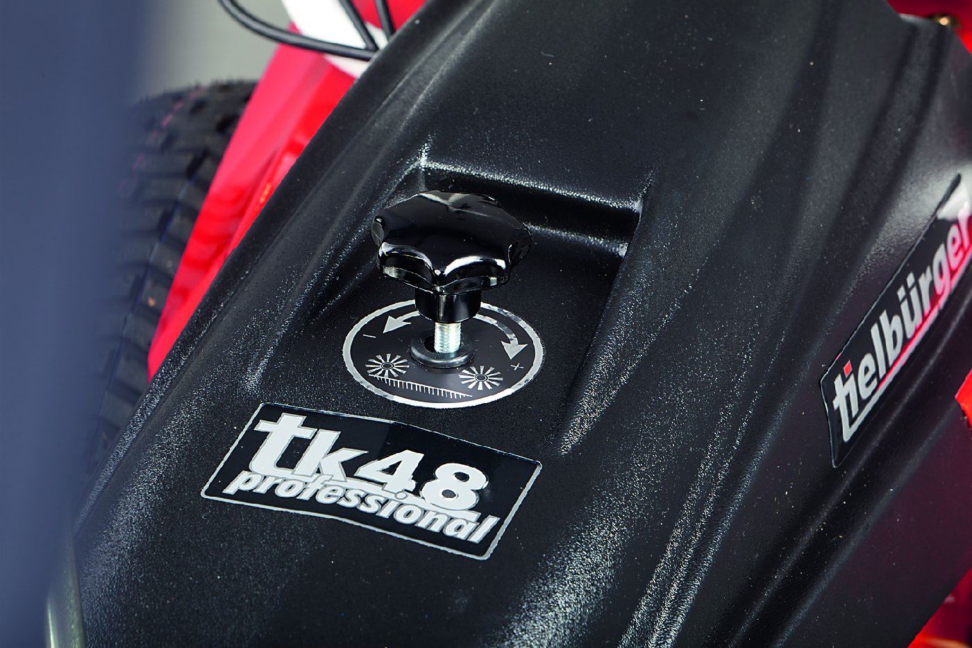 Tielbürger Schmutz- und Schneekehrmaschine tk48 professional Briggs&Stratton 675EXI - Modell 2025